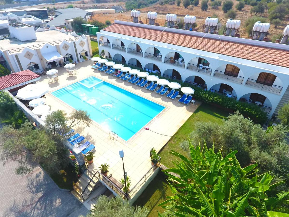 Bare Hill Holiday Apartments Krini Extérieur photo