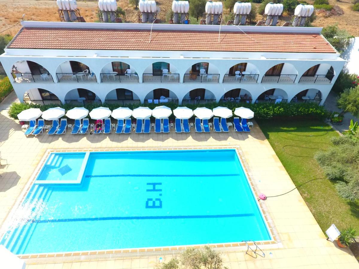 Bare Hill Holiday Apartments Krini Extérieur photo