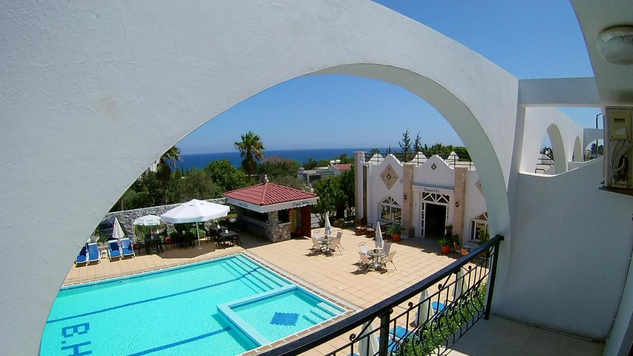 Bare Hill Holiday Apartments Krini Extérieur photo