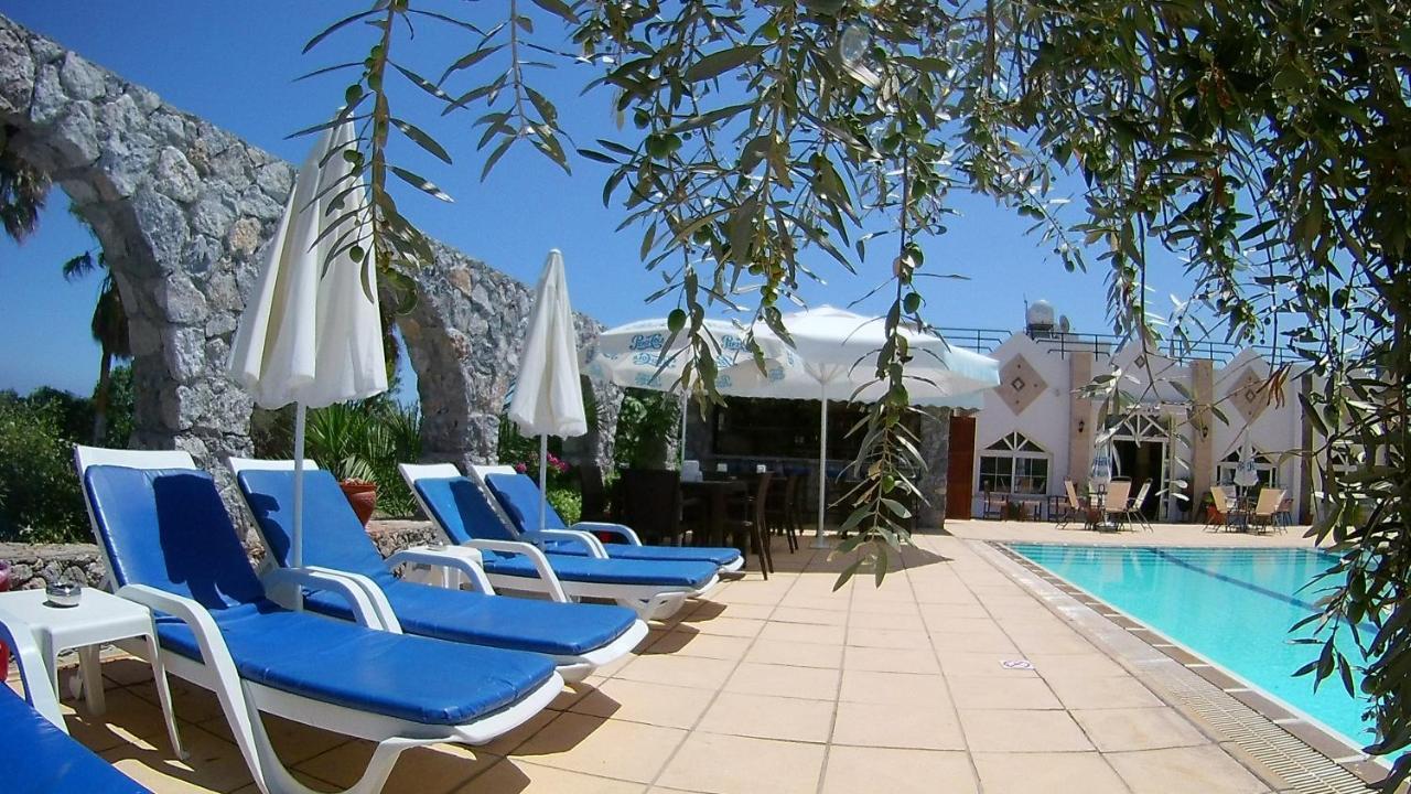 Bare Hill Holiday Apartments Krini Extérieur photo