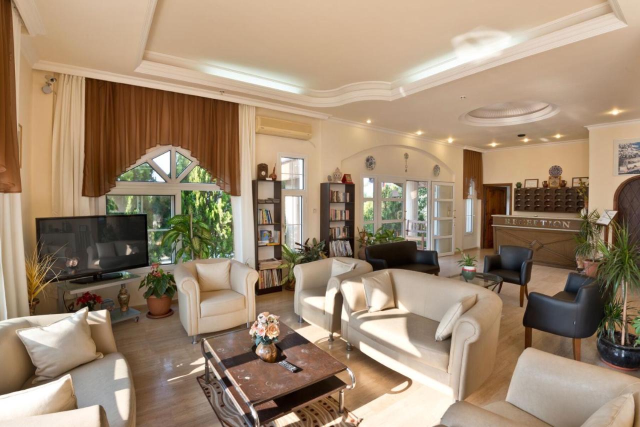Bare Hill Holiday Apartments Krini Extérieur photo