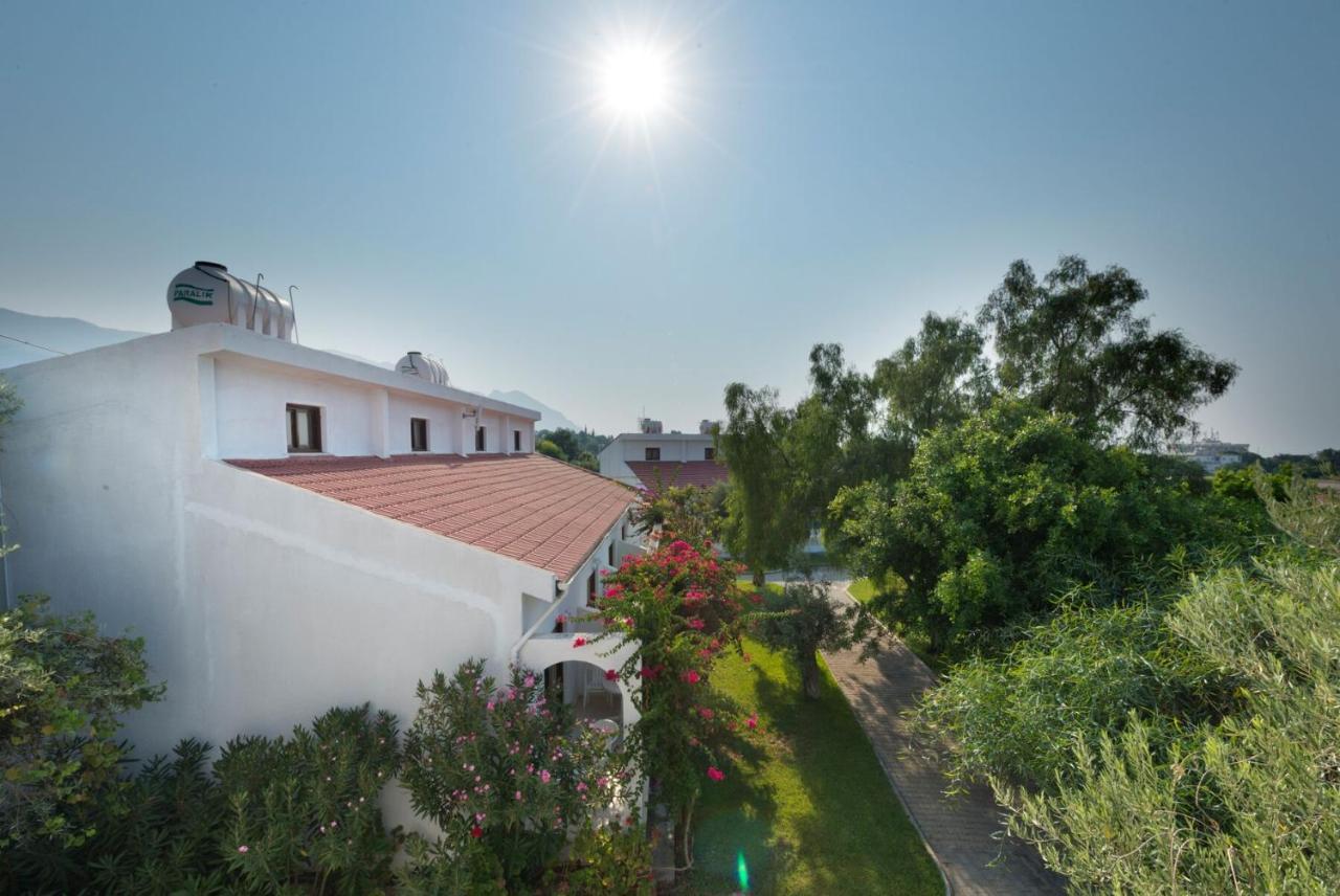 Bare Hill Holiday Apartments Krini Extérieur photo