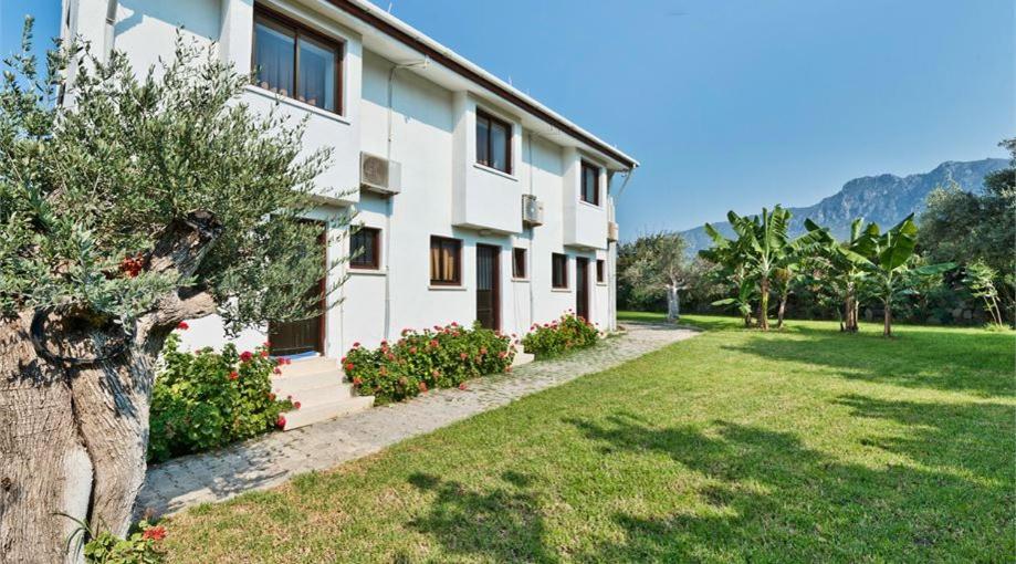 Bare Hill Holiday Apartments Krini Extérieur photo