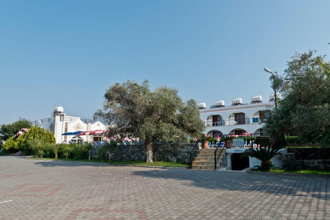 Bare Hill Holiday Apartments Krini Extérieur photo