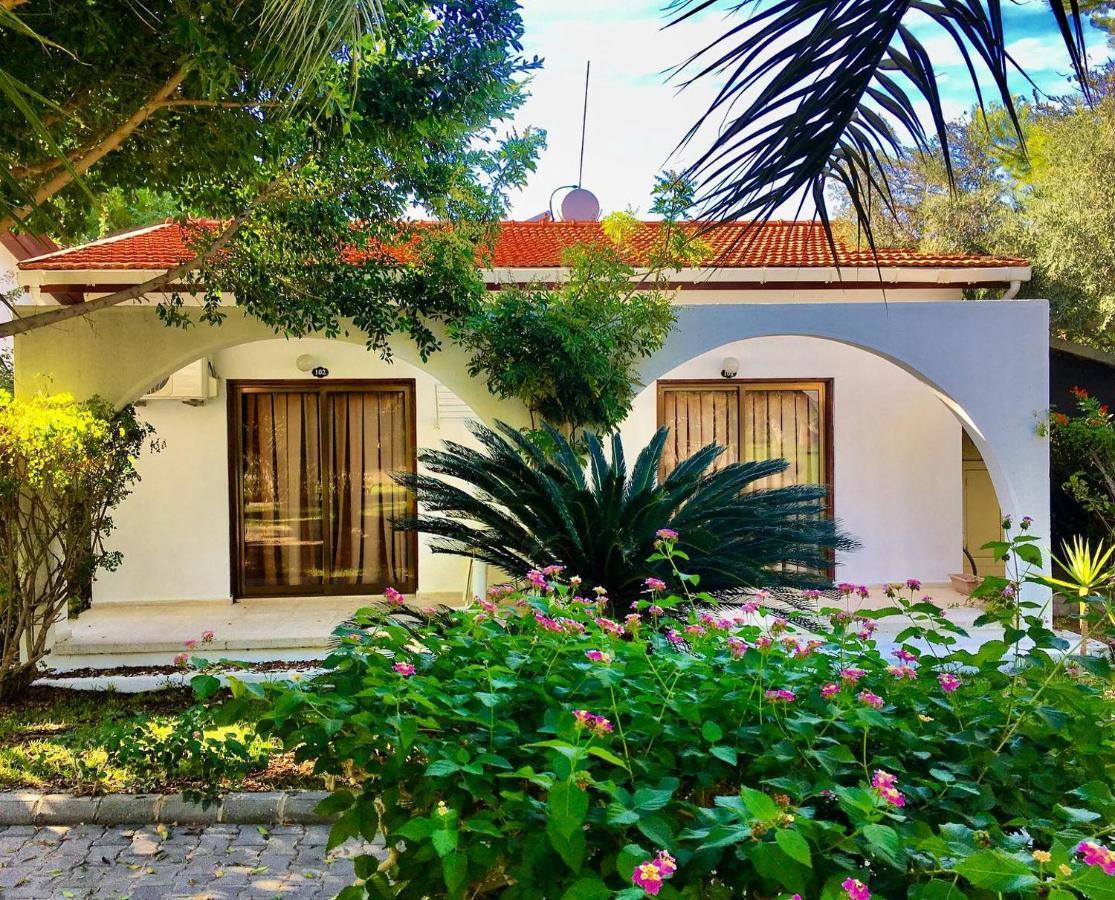 Bare Hill Holiday Apartments Krini Extérieur photo